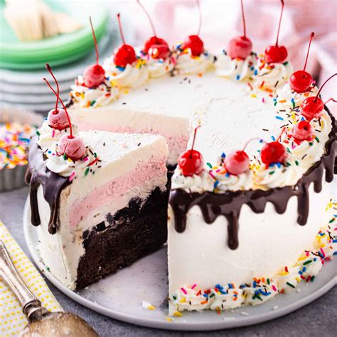ice cream flyff|Icecream Cake .